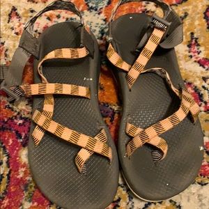 Authentic chacos